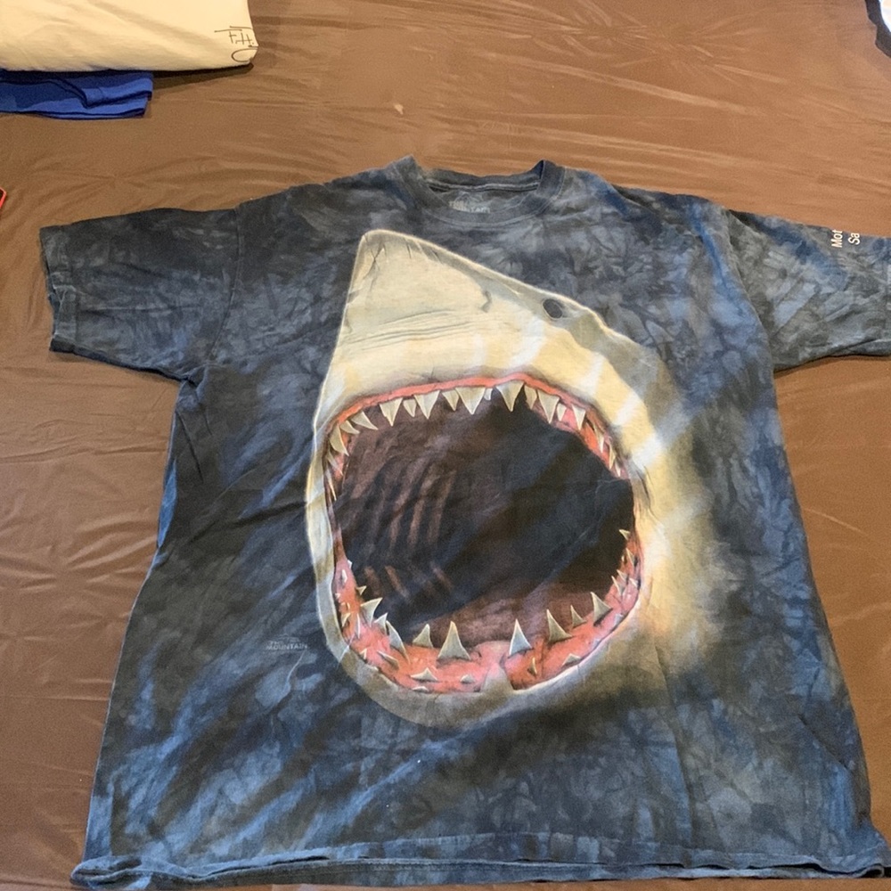 Large, dark tie-died shirt with great white print from Mote Marine Aquarium